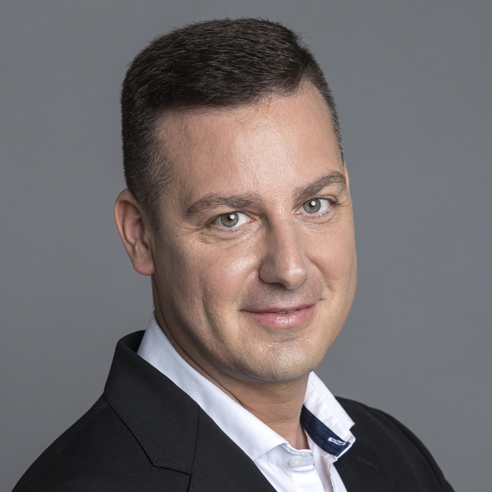 Laszlo Kiss - Product, Marketing, and Cards